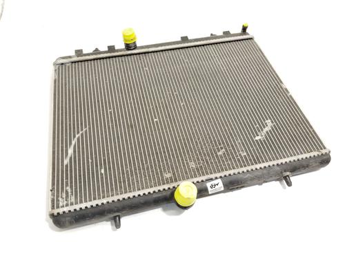 Used Water radiator Water radiator 28599790 28599790