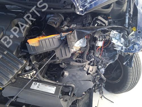 Gear lever VW TOURAN (5T1) 2.0 TDI | BP32451351M90 