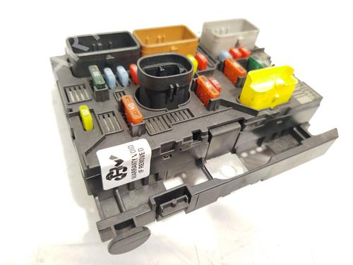 Fuse box CITROËN C4 Picasso I MPV (UD_) 2.0 HDi 138 | BP31014552E1