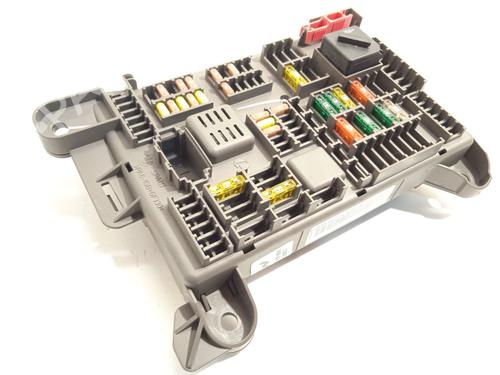 fuse-box-bmw-x6-e71-e72-xdrive-35-d-6931687-61146931687-2007-2008-2009-2010-2011-2012-2013-2014-2015-19732364 main image