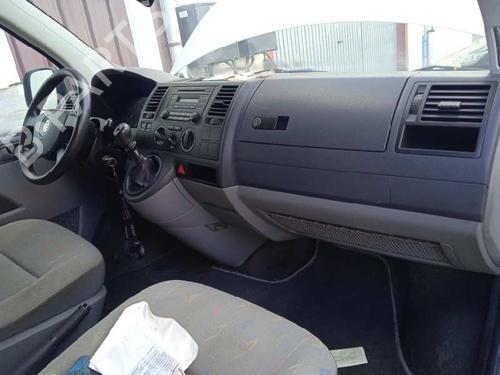 Front left lock VW TRANSPORTER T5 Bus (7HB, 7HJ, 7EB, 7EJ) 2.5 TDI | BP15896738C98 