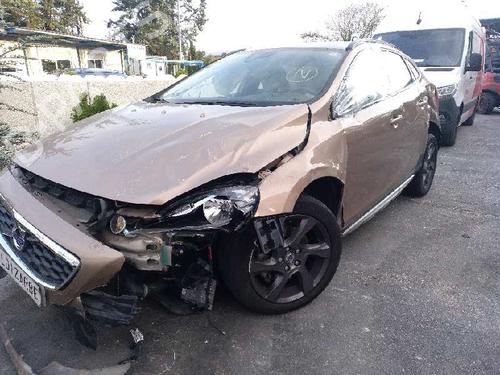 VOLVO V40 Hatchback (525) D2 (114 hp) 610592