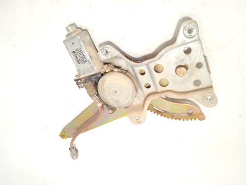 Used Rear left window mechanism TOYOTA LAND CRUISER 90 (_J9_) 3.0 TD (KZJ90_, KZJ95_, KZJ90R, KZJ95R, KZJ90W, KZJ95W) (125 hp) 24395689