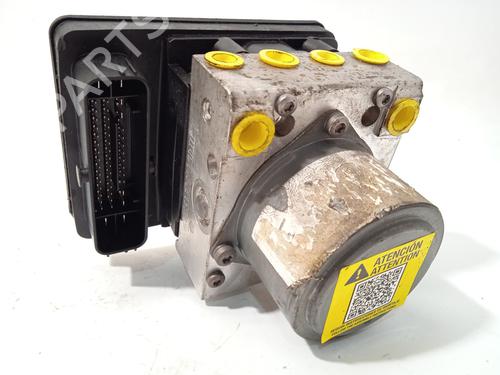 Used ABS pump FIAT 500X (334_) 1.6 (334AXE1A) (110 hp) 29446509