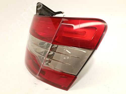 Right taillight CITROËN C5 III (RD_) 1.6 VTi 120 (RD5FS8, RD5FSA) | BP35755528C35 - Image 2