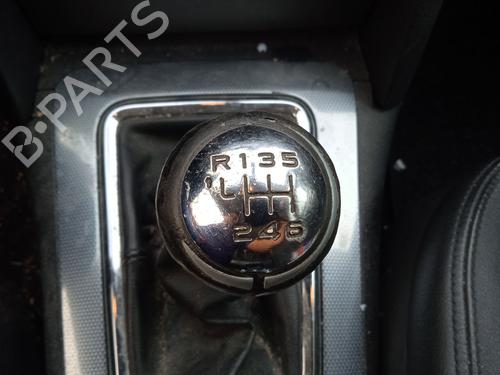 Right headlight PEUGEOT 407 SW (6E_, 6D_) 2.0 HDi 135 | BP31061038C29