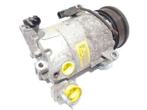 Used AC compressor FORD FOCUS III [2010-2020]  16777358