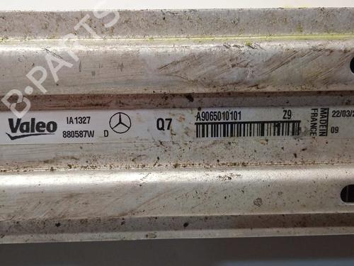 Intercooler MERCEDES-BENZ SPRINTER 3-t Van (B906) 209 CDI (906.611, 906.613) | BP17186547M30 