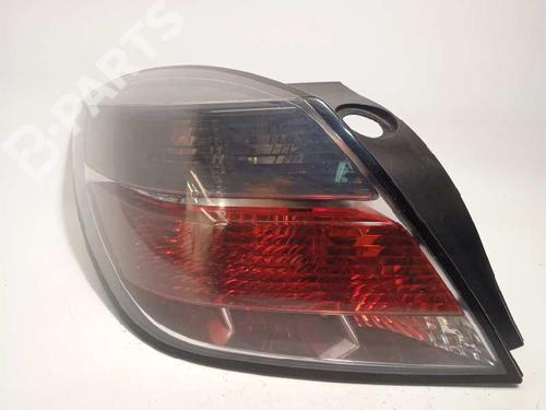 Used Left taillight Left taillight OPEL ASTRA H GTC (A04) [2005-2010] 11043106 11043106
