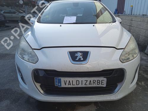 Fuse box PEUGEOT 308 I (4A_, 4C_) 1.6 HDi | BP29073322E1