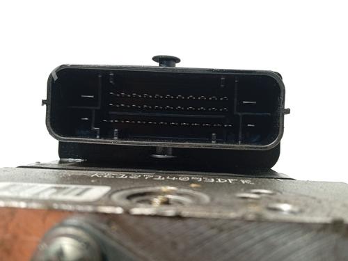 ABS pump VW PASSAT B7 (362) 2.0 TDI | BP31376190M43 - Image 4