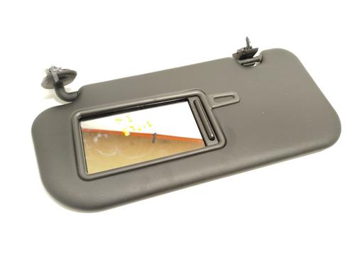 Used Left sun visor Left sun visor 32290425 32290425