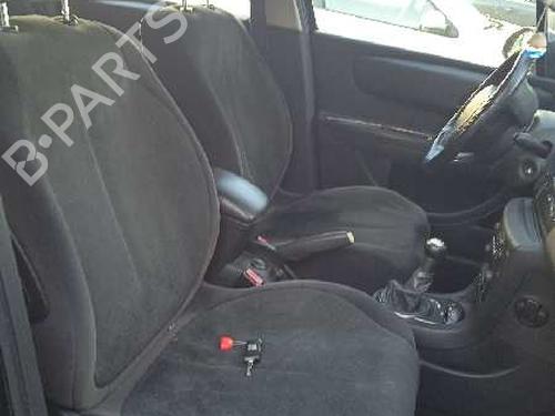Left mirror CITROËN C4 I (LC_) 1.6 HDi | BP17741070C26 