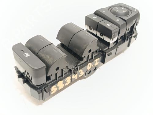 Used Left front window switch Left front window switch TOYOTA C-HR (_X1_) 2.0 Hybrid (MAXH10) (112 hp) 36359629 36359629