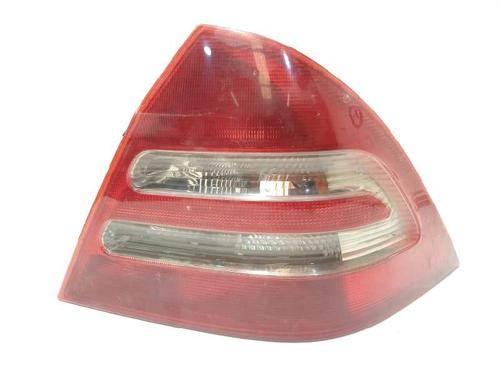 Used Right taillight MERCEDES-BENZ C-CLASS (W203) [2000-2007]  14368383