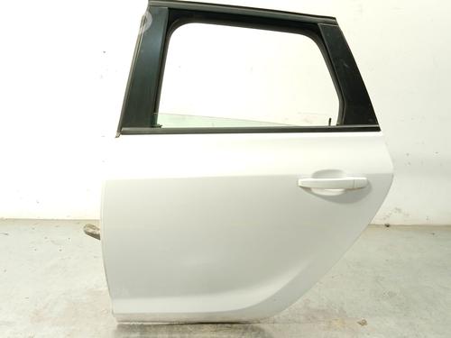 Used Left rear door Left rear door 25605348 25605348