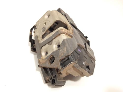 front-right-lock-ford-fiesta-vi-cb1-ccn-125-am5au21812be-2048282-2008-2009-2010-2011-2012-2013-2014-2015-2016-2017-20142827 main image