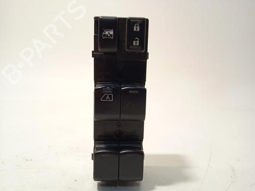 Left front window switch NISSAN NOTE (E12) 1.2 | BP18459339I27 - Image 3