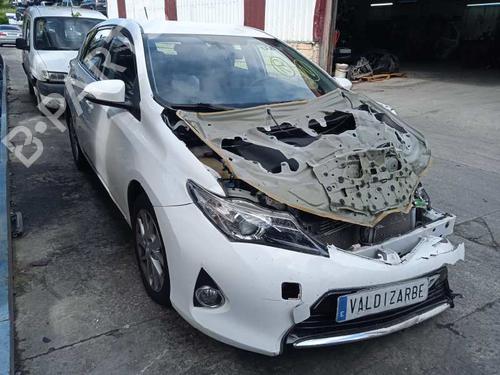 Instrument cluster TOYOTA AURIS (_E18_) 2.0 D-4D (ADE186_, ADE186R) | BP24398227C47 