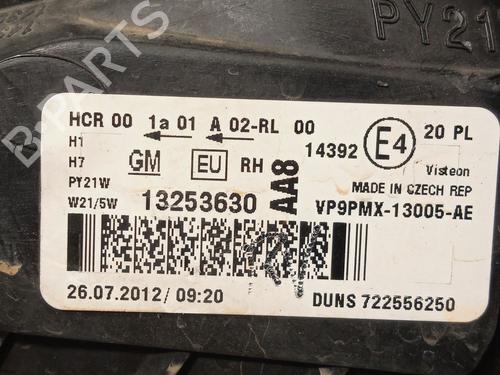Right headlight OPEL MERIVA B MPV (S10) 1.4 (75) | BP23876243C29