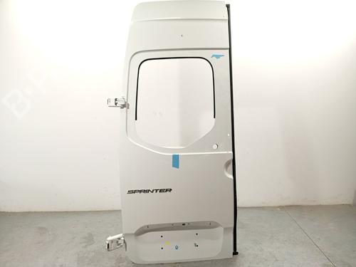 Used Left rear door MERCEDES-BENZ SPRINTER 4-t Van (B907, B910) 419 CDI RWD (907.643, 907.645, 907.647) (190 hp) 31586194