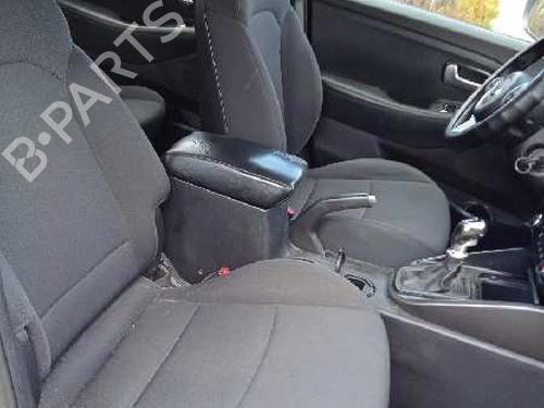 Front wiper motor KIA CARENS IV 1.7 CRDi | BP6889329M29 