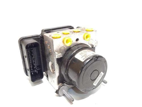 Used ABS pump TOYOTA YARIS (_P13_) [2010-2020]  8912384