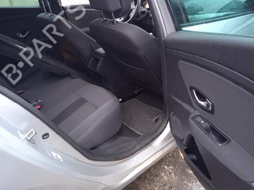 Instrument cluster RENAULT MEGANE III Hatchback (BZ0/1_, B3_) 1.5 dCi | BP9527337C47 