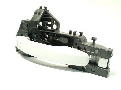 Rear left exterior door handle AUDI A1 Sportback (8XA, 8XF) 1.6 TDI (115 hp) 8T0837885B