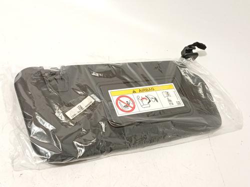 Used Right sun visor Right sun visor 32989289 32989289