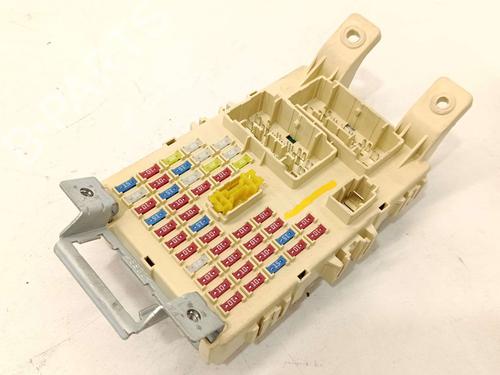 Used Fuse box Fuse box 38557441 38557441