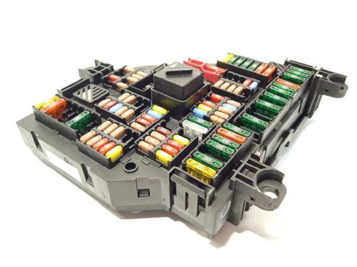 Used Fuse box Fuse box BMW 7 (F01, F02, F03, F04) 730 d (245 hp) 8822827 8822827