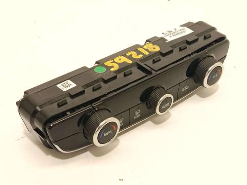 Used Climate control Climate control 39465506 39465506