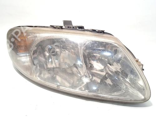 Used Right headlight CHRYSLER VOYAGER IV (RG, RS) 2.5 CRD (141 hp) 26656517