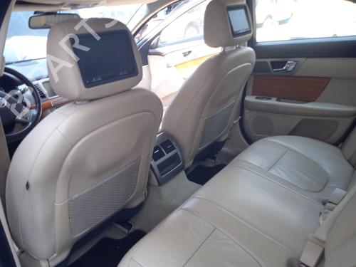 Left headlight JAGUAR XF I (X250) 2.7 D | BP28139214C28 