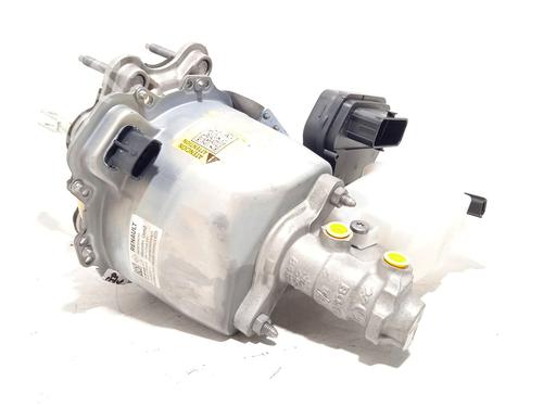 Used Servo brake RENAULT ARKANA I (LCM_, LDN_) 1.6 E-TECH 145 (LDMU) (143 hp) 32228555