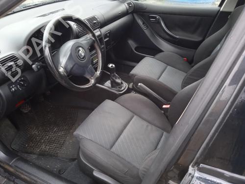 Left headlight SEAT LEON (1M1) 1.9 TDI | BP22779104C28