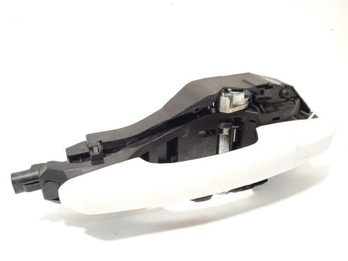 Used Front left exterior door handle Front left exterior door handle 13634357 13634357