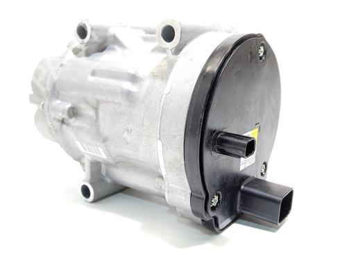 Used AC compressor TOYOTA COROLLA Hatchback (_E21_, _EA1_, _EH1_) 1.8 Hybrid (ZWE211) (98 hp) 20718229