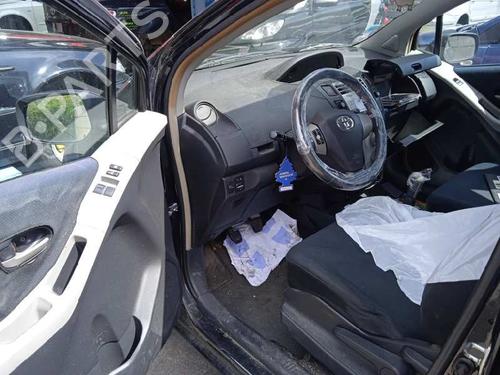 Left taillight TOYOTA YARIS (_P9_) 1.4 D-4D (NLP90_, NLP90R) | BP13947876C34 