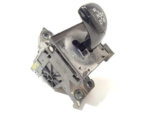 Used Gear lever TOYOTA AURIS Estate (_E18_) 1.8 Hybrid (ZWE186_, ZWE186R, ZWE186H) (136 hp) 15491448