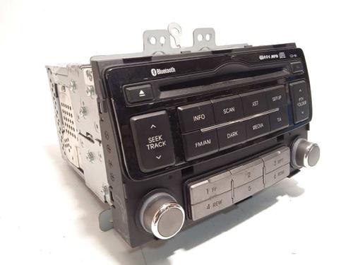 Used Radio HYUNDAI i20 I (PB, PBT) 1.1 CRDi (75 hp) 8213590