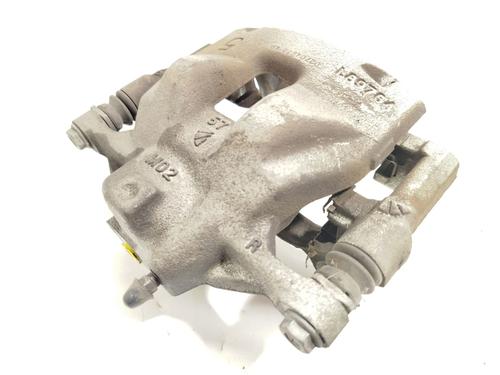 Used Right front brake caliper TOYOTA COROLLA Hatchback (_E21_, _EA1_, _EH1_) 1.8 Hybrid (ZWE211, ZWE219) (122 hp) 22728930
