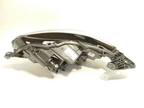 Right headlight PEUGEOT 208 II (UB_, UP_, UW_, UJ_)  | BP29309317C29 