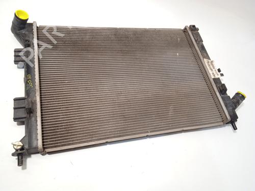 Used Water radiator HYUNDAI ELANTRA V Saloon (MD, UD) [2010-2017]  28514551