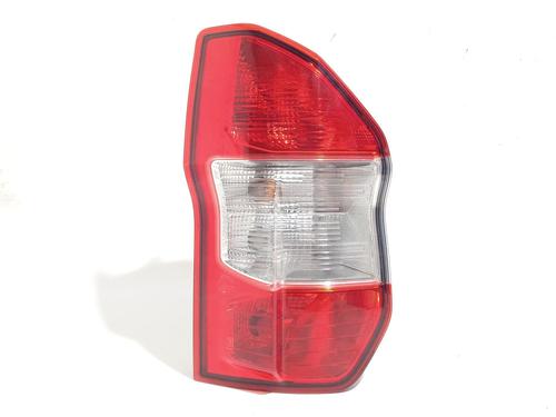 left-taillight-ford-tourneo-courier-b460-mpv-2014-32425009 main image