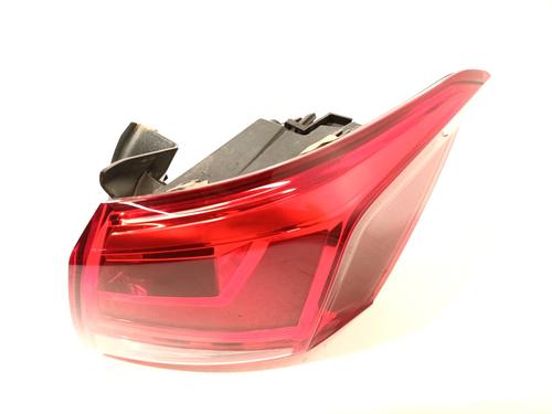 Used Right taillight Right taillight SEAT ARONA (KJ7, KJP) 1.0 TSI (116 hp) 34581722 34581722