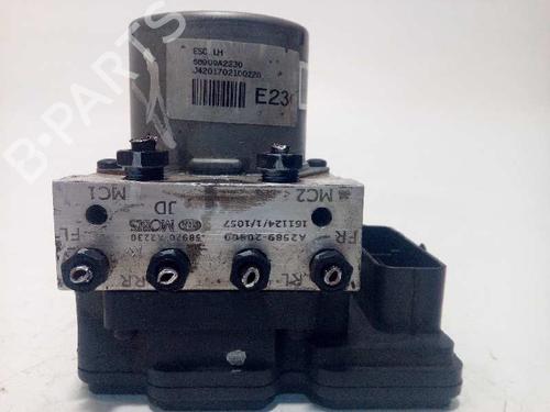 Used ABS pump KIA PRO CEE'D (JD) [2013-2018]  13053572