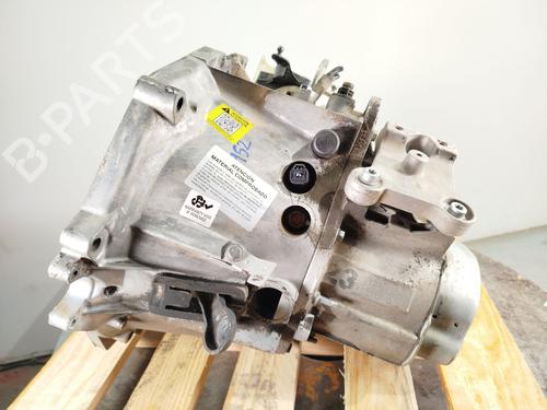 Skrzynia biegów CITROËN C3 AIRCROSS II (2R_, 2C_) 1.6 BlueHDi 100 (2CBHYB) | BP30931895M3