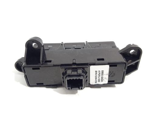 Switch KIA NIRO I (DE) 1.6 GDI Plug-in Hybrid | BP19732361I30